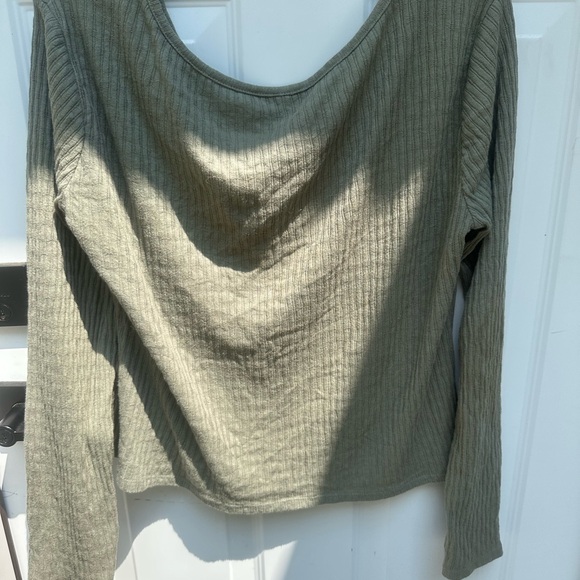 Mudd Sage Button-Down Ribbed Top - Picture 2 of 3